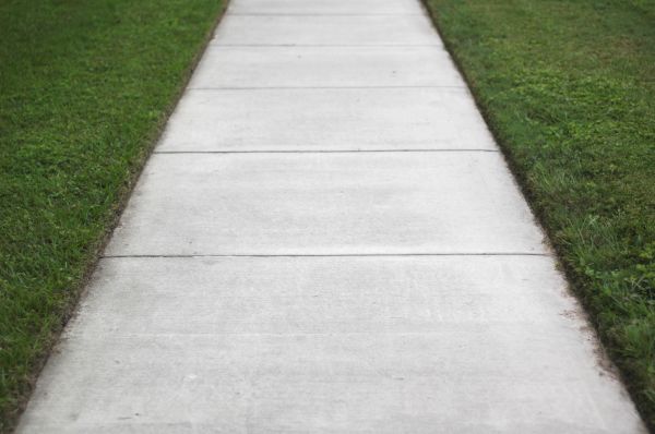 Cost of Concrete Walkway Replacement in Dacula